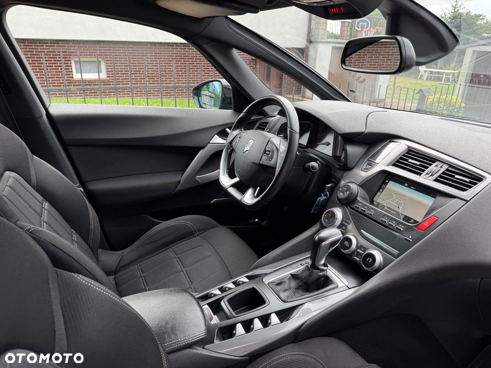DS Automobiles DS 5 - 15