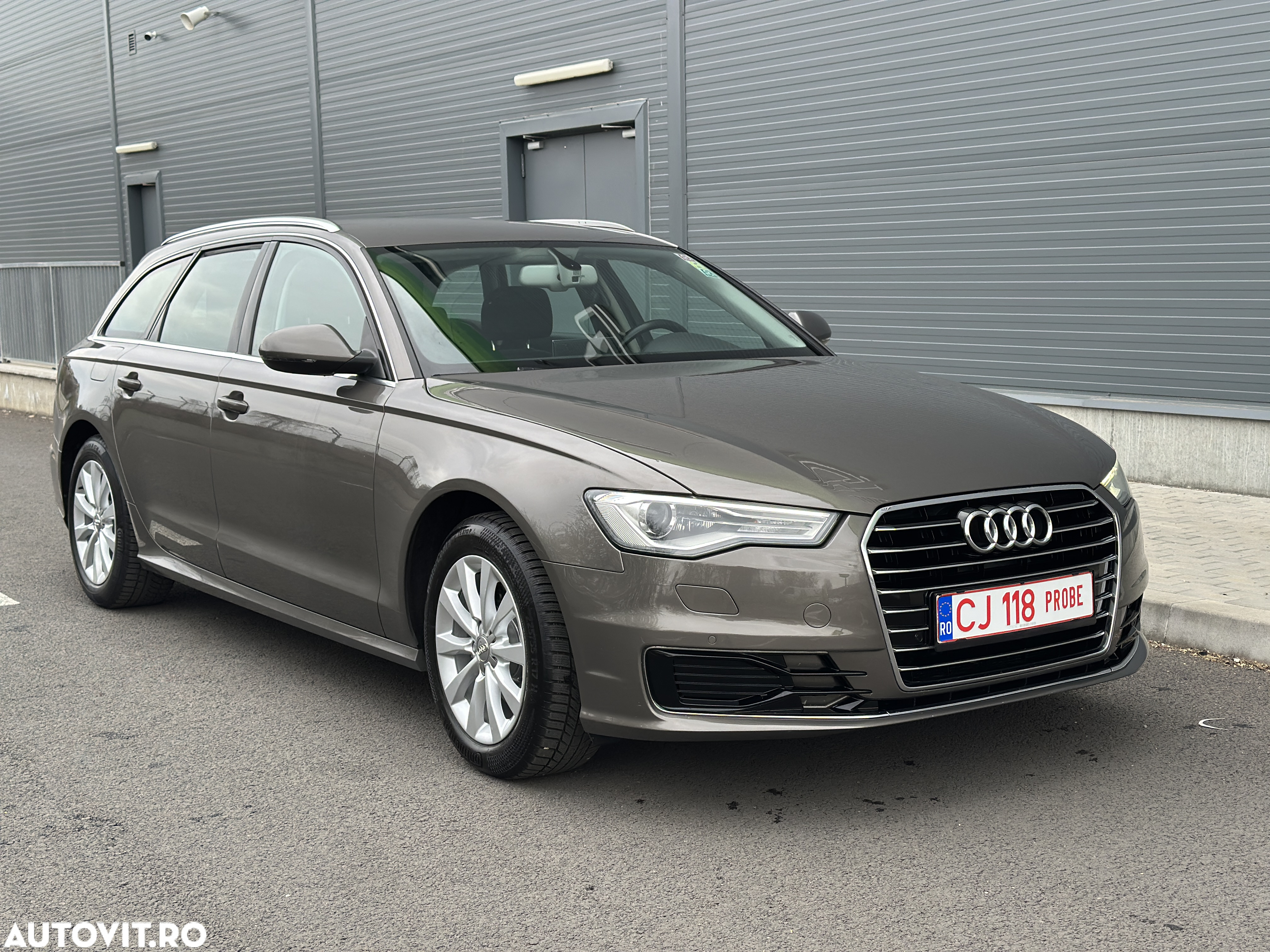 Audi A6 Avant 2.0 TDI Ultra S tronic - 18