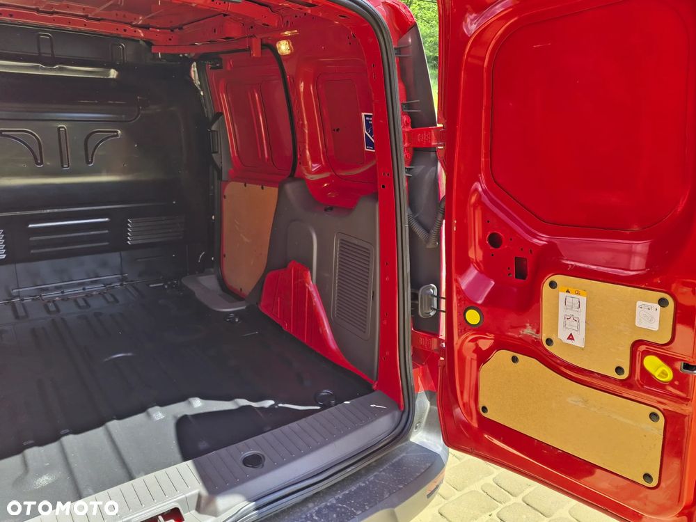 Ford TRANSIT CONNECT TREND - 13