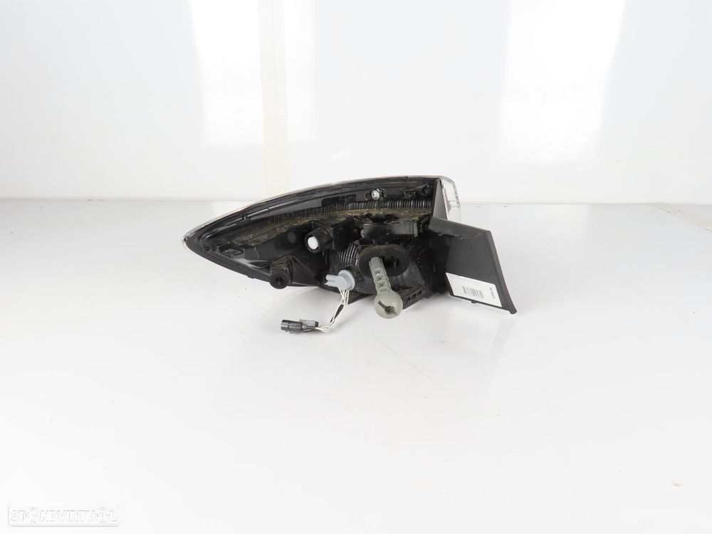 Farolim LED Direito/Trás Usado / Original RENAULT Clio V Hatchback (B7) 26550206... - 3