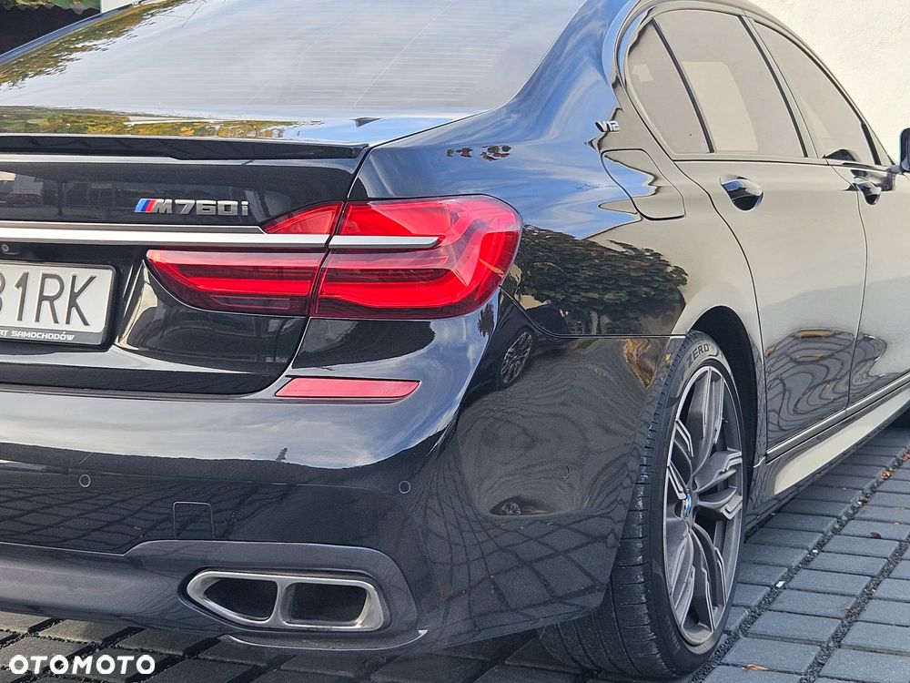 BMW Seria 7 M760Li xDrive V12 Excellence - 9