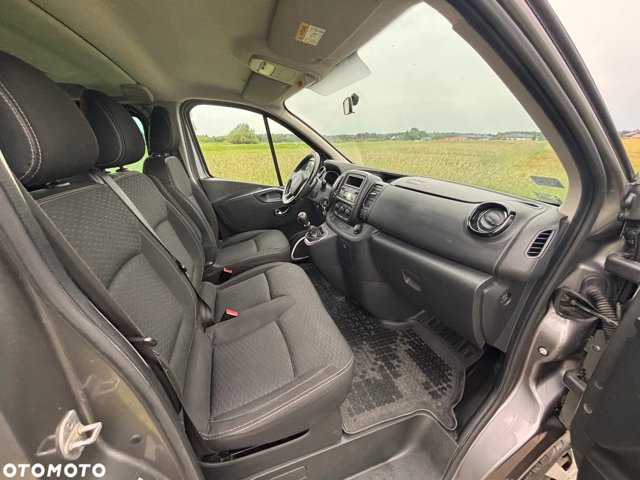 Opel Vivaro L2H1 2.9t Edition Elegance - 11