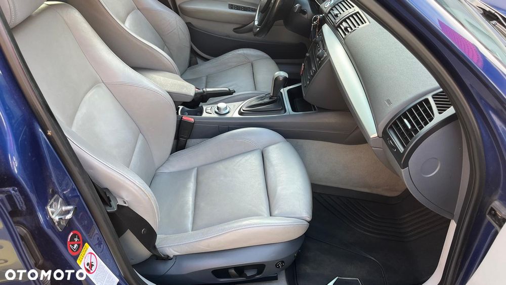 BMW Seria 1 120d - 19