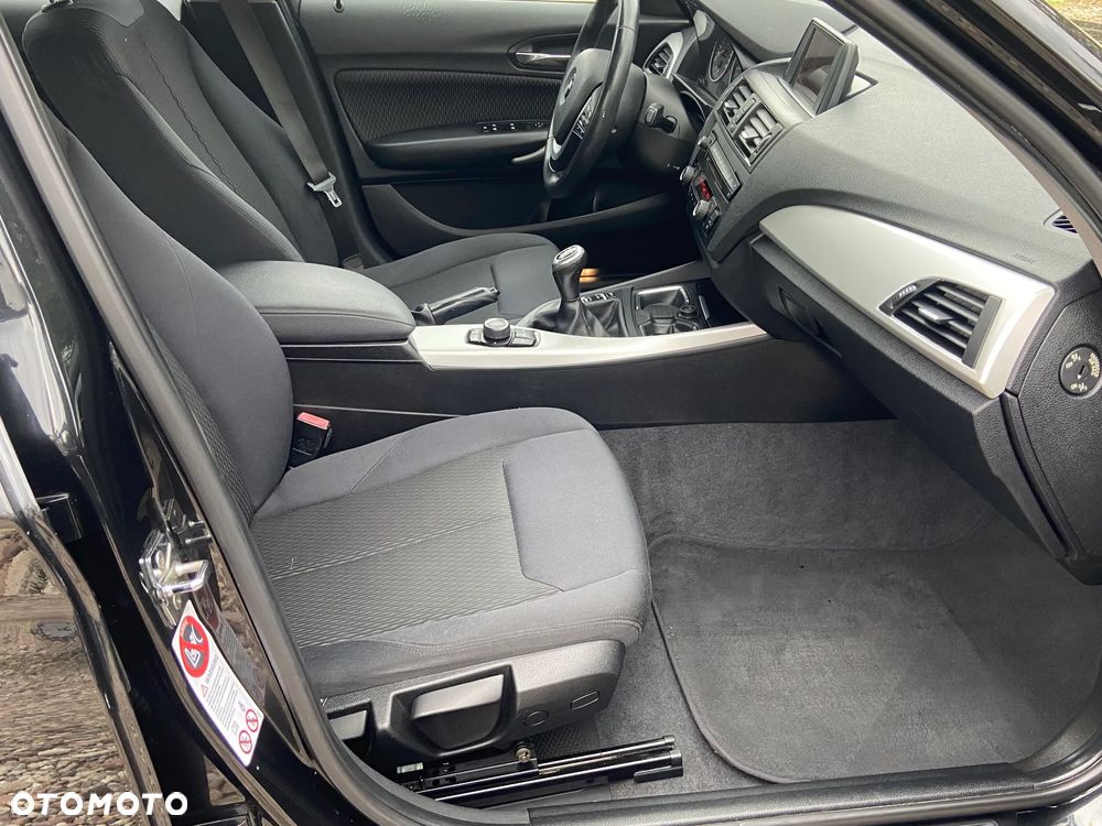 BMW Seria 1 - 23