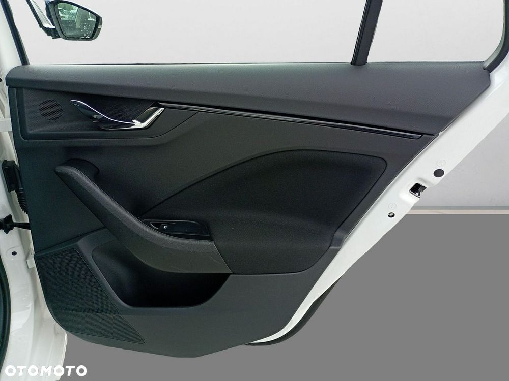 Skoda Scala 1.0 TSI Selection - 28
