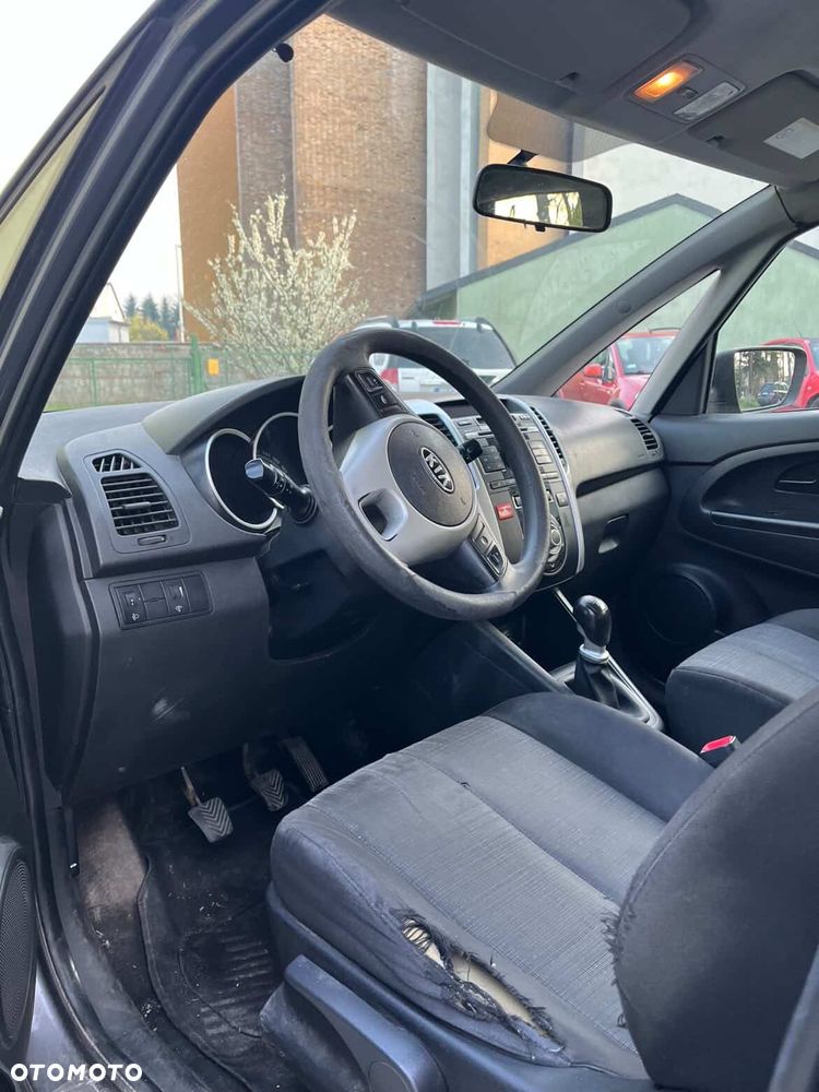 Kia Venga 1.4 CRDi L - 3