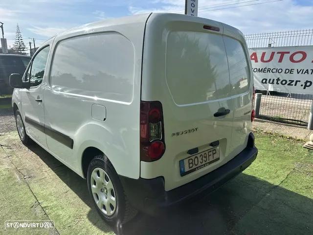 Peugeot PARTNER 3 LUG. - 4