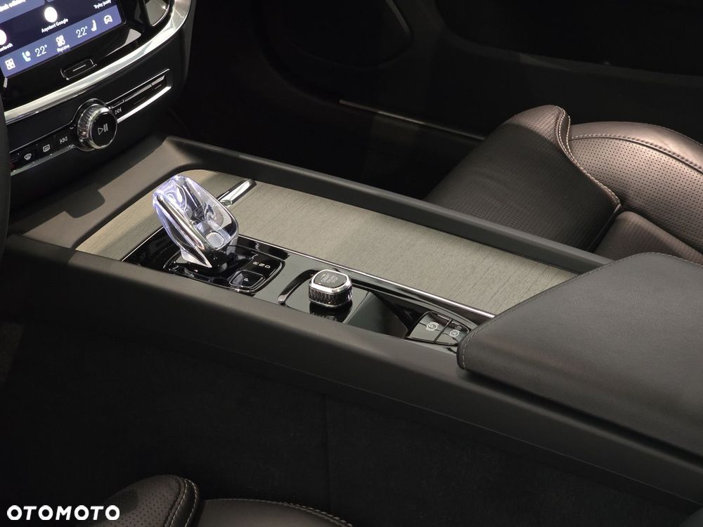 Volvo V60 Cross Country - 21