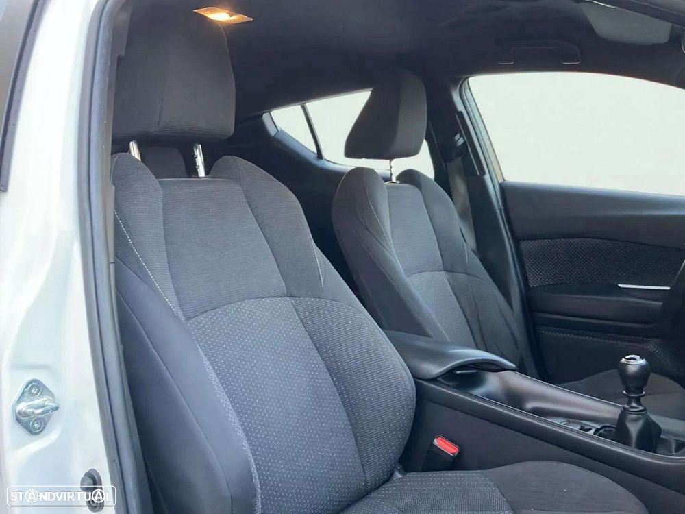 Toyota C-HR 1.2T Comfort - 14