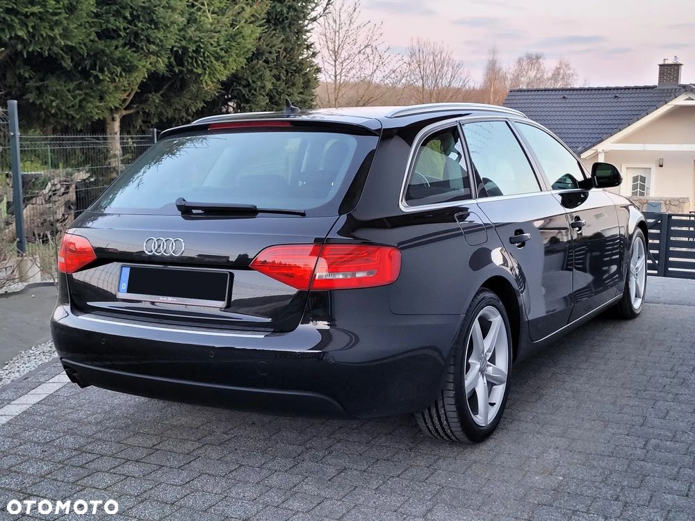 Audi A4 Avant 2.0 TDI DPF Attraction - 4