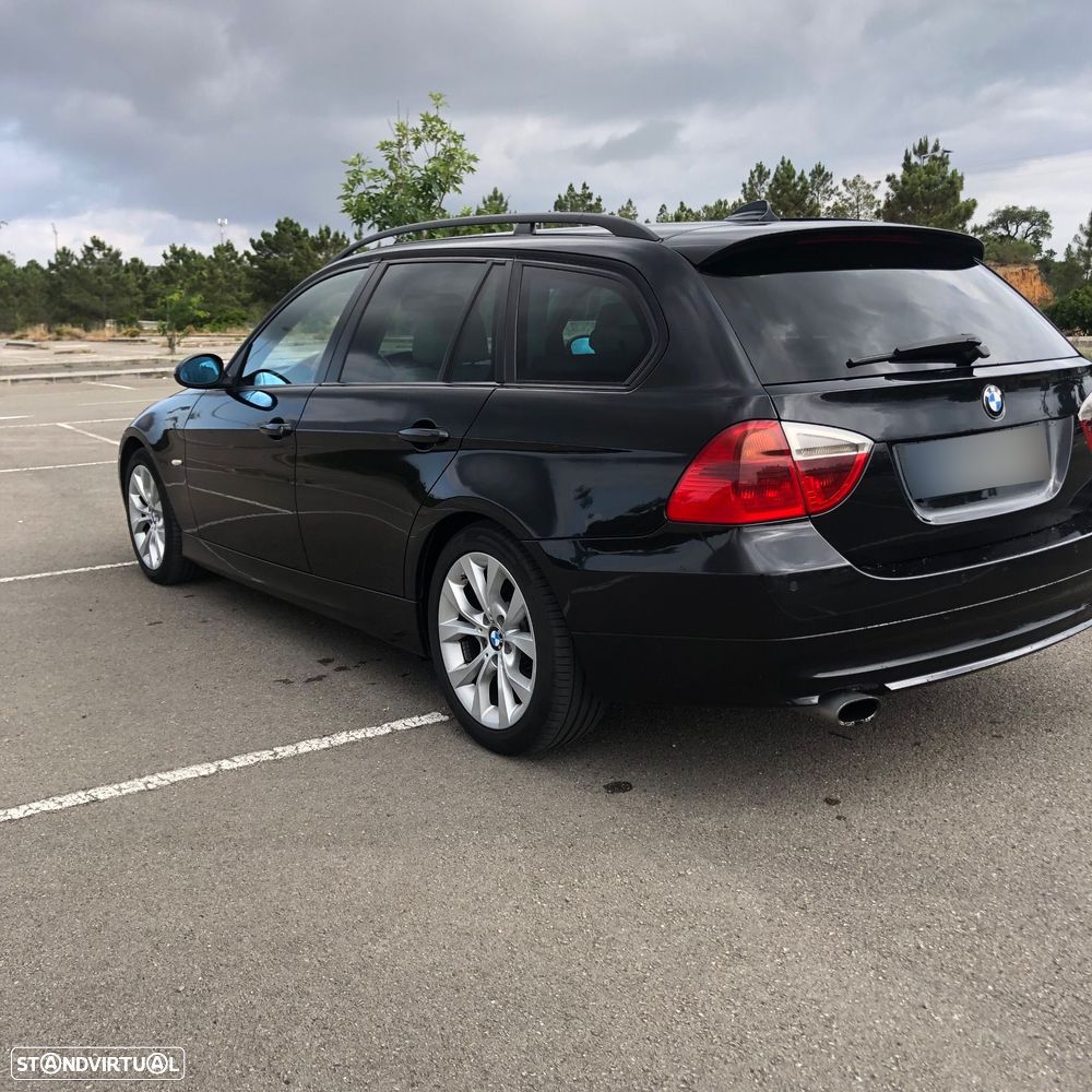 BMW 320 d Navigation Sport - 5