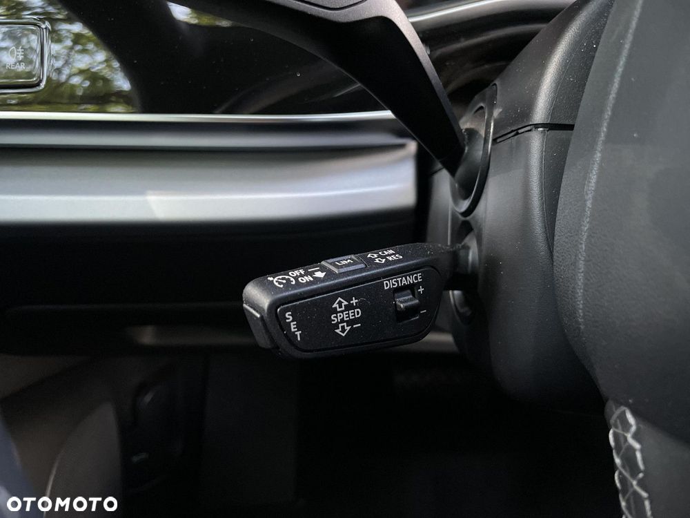 Audi Q8 - 30