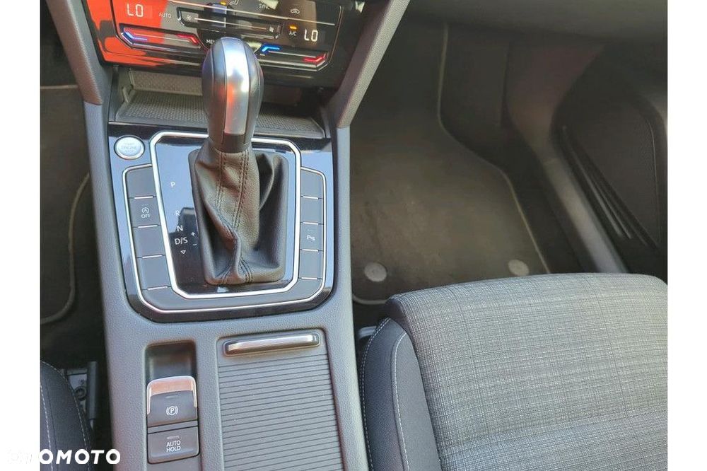 Volkswagen Passat 1.5 TSI EVO Business DSG - 10