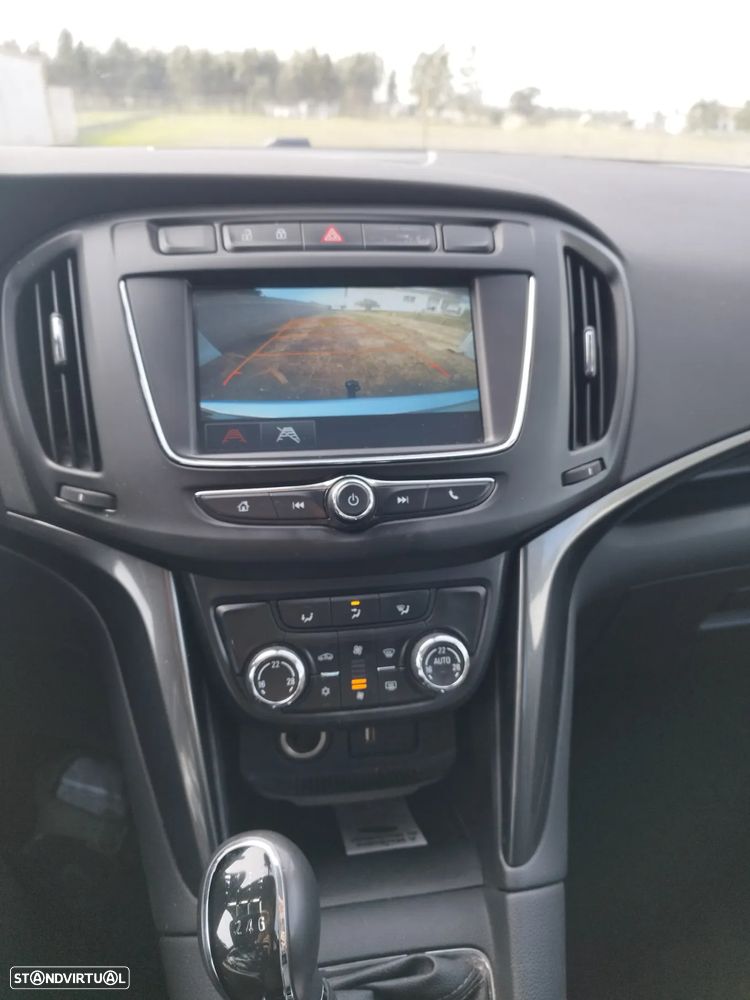 Opel Zafira 1.4 T Dynamic GPL - 17