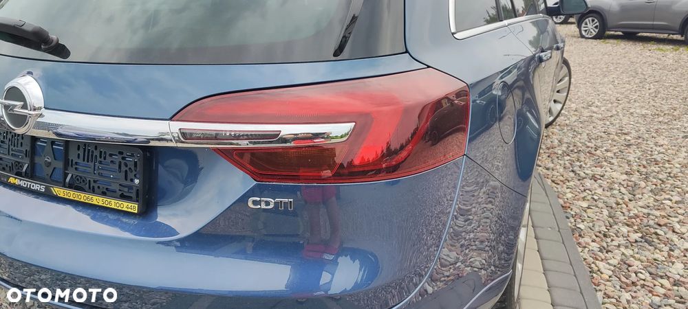 Opel Insignia - 12