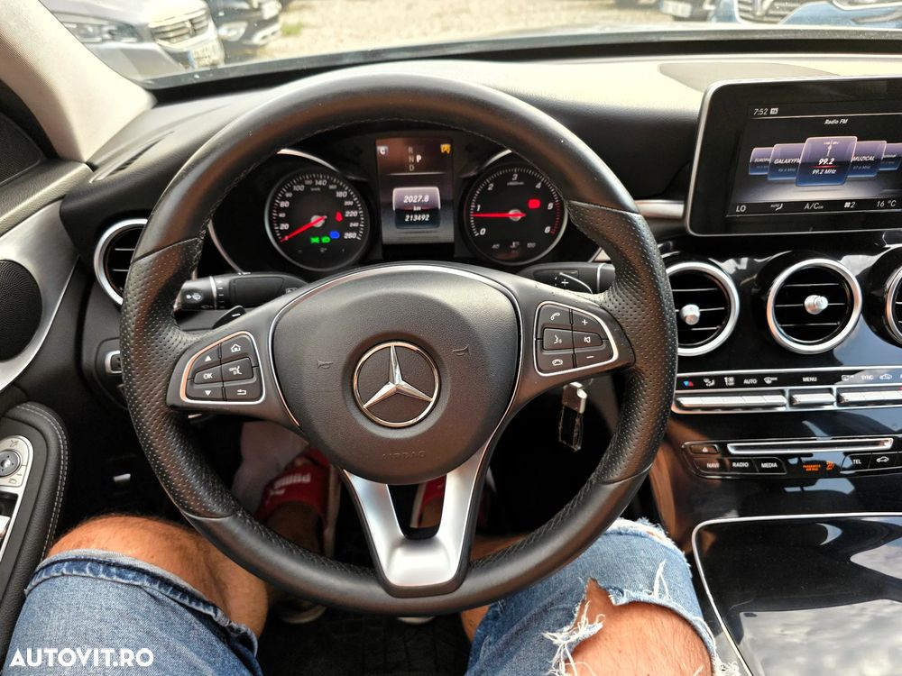 Mercedes-Benz C 220 d 4Matic 7G-TRONIC Exclusive - 25