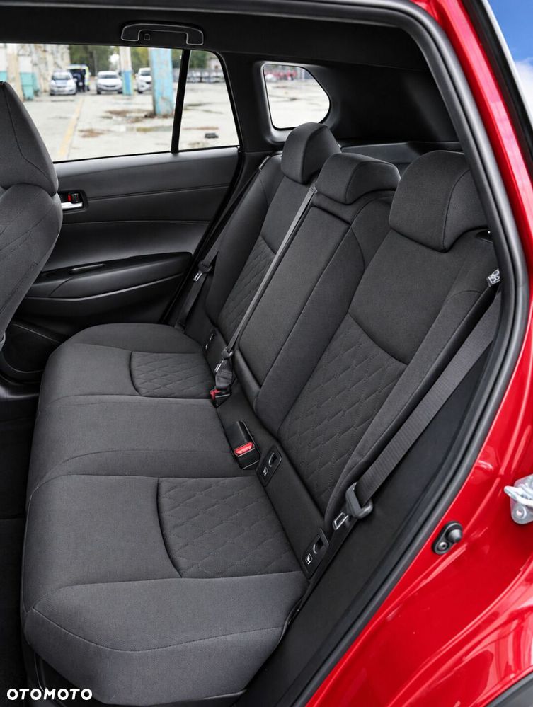 Toyota Corolla Cross 1.8 Hybrid Style - 28