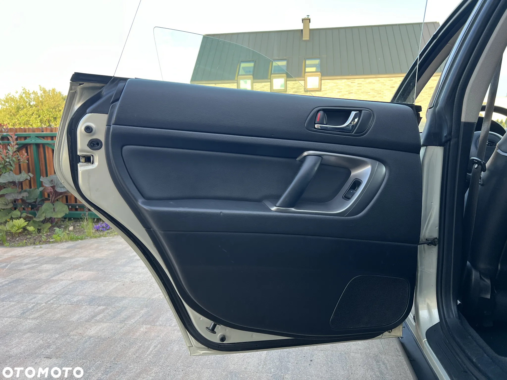Subaru Outback - 19
