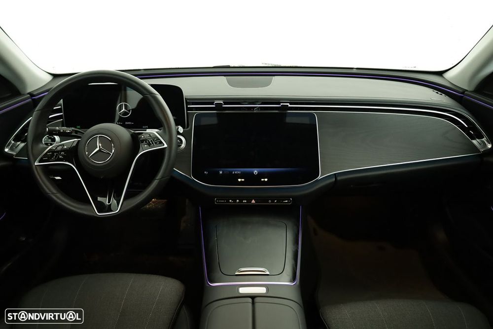 Mercedes-Benz E 300 Standard - 9