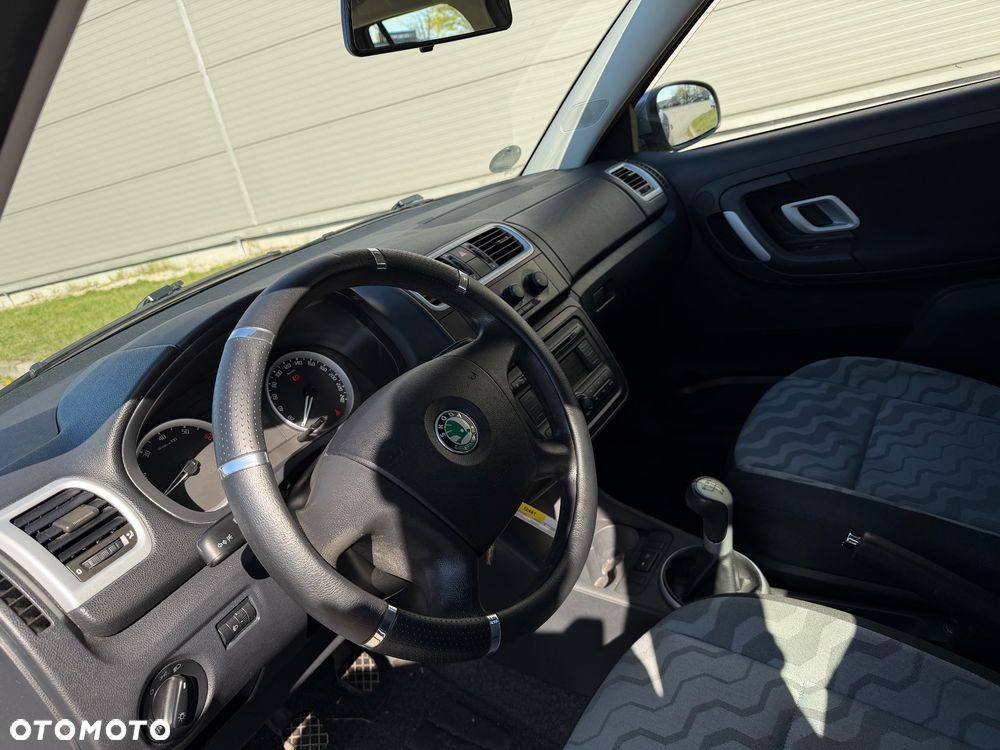 Skoda Fabia 1.4 16V Style - 14