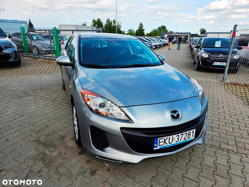Mazda 3 1.6 CD Exclusive + - 21