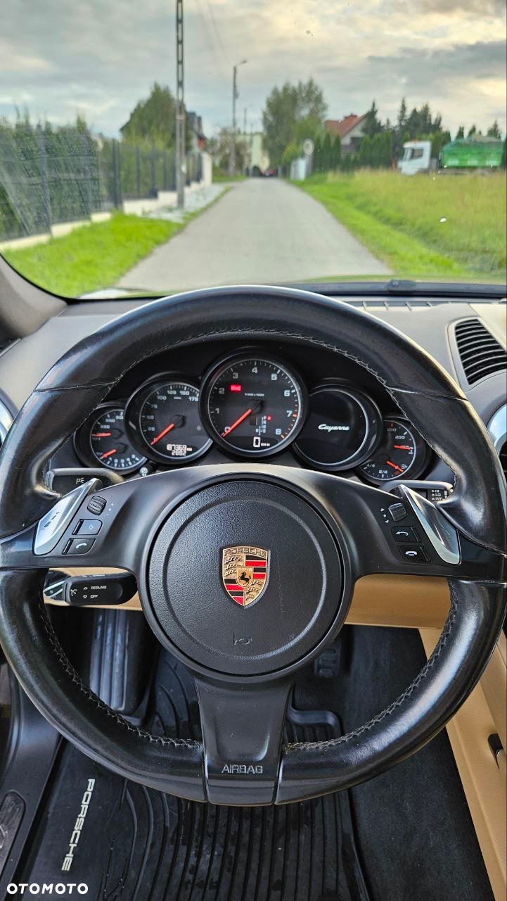 Porsche Cayenne Standard - 17