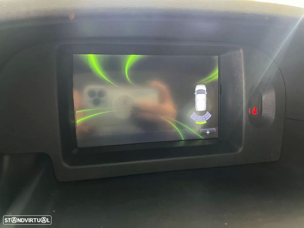 Renault Kangoo Z.E. 33 - 12