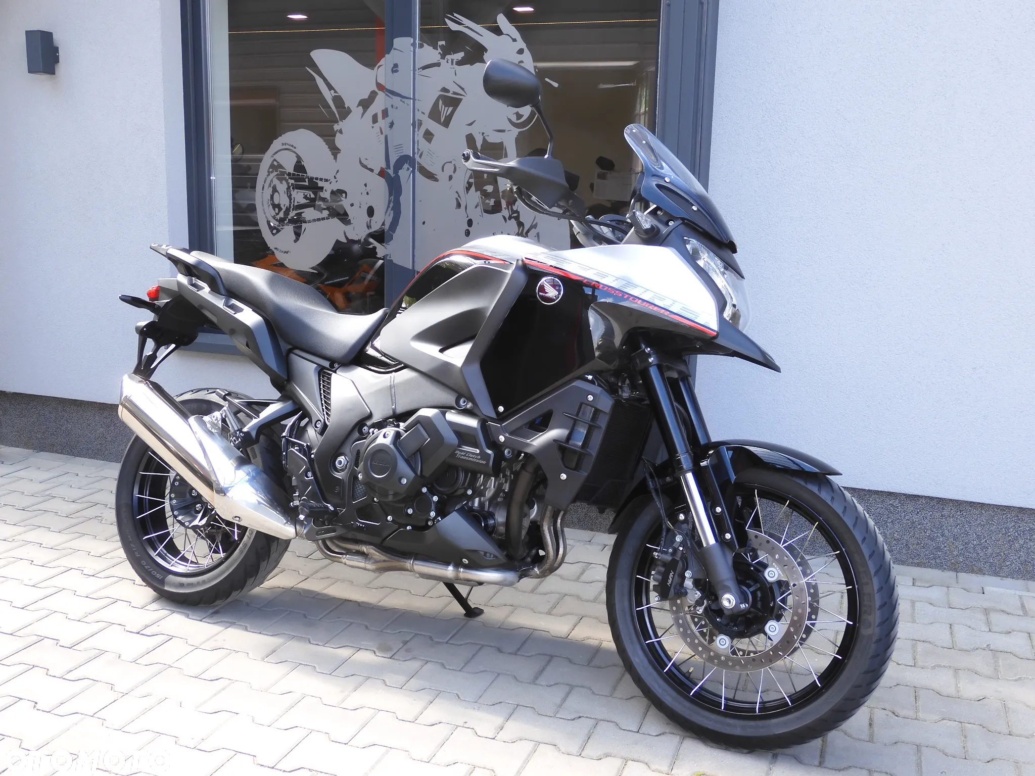 Honda VFR - 2