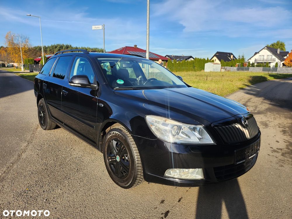 Skoda Octavia Combi 2.0 TDI Laurin & Klement - 3
