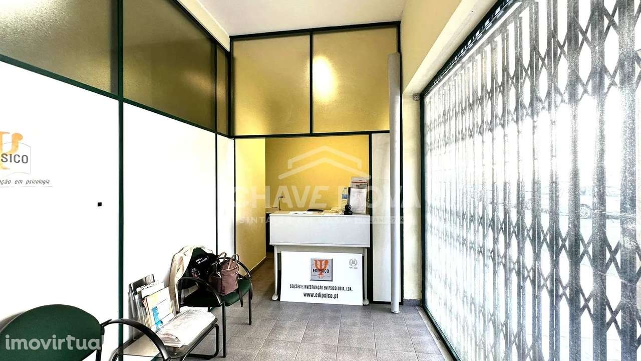 Loja Ampla em Mafamude (Rua da Rasa) - Grande imagem: 3/9