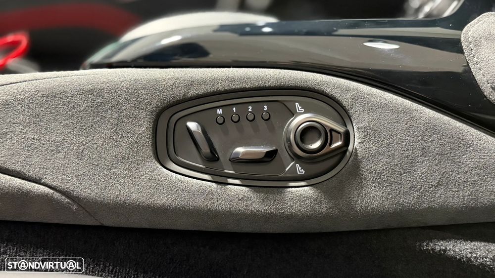 Aston Martin Vantage Roadster V8 F1 Edition - 37