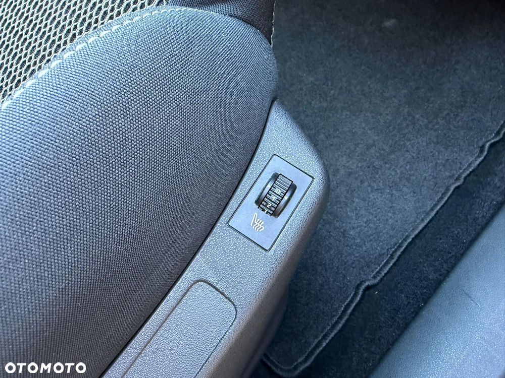 Citroën C4 1.6 HDi Exclusive - 26