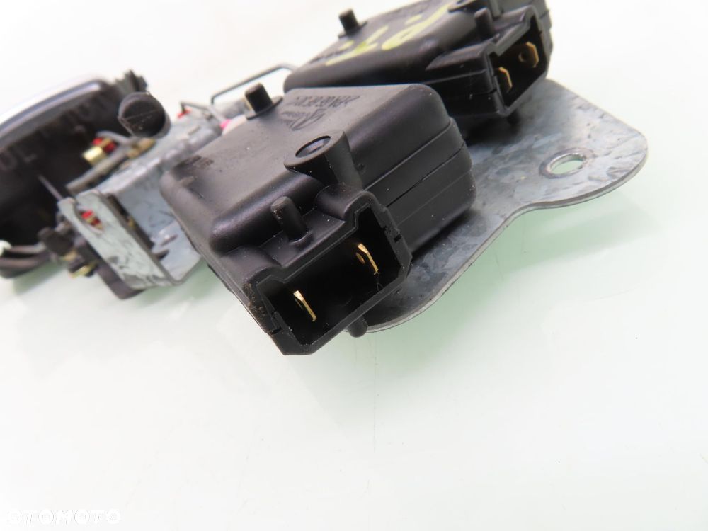 ZAMEK DRZWI PRZESUWNYCH PRAWY CITROEN C8 - 2