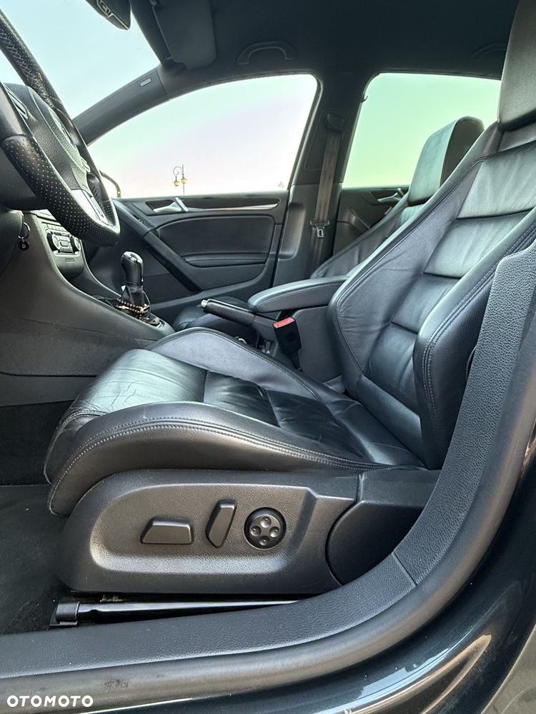 Volkswagen Golf - 7
