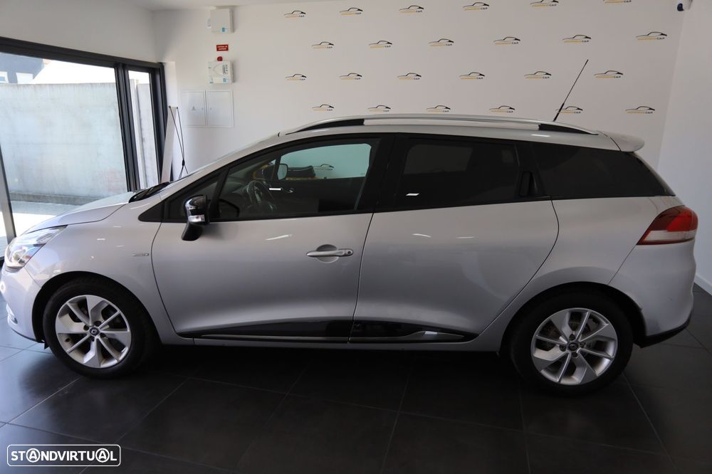 Renault Clio Sport Tourer - 3