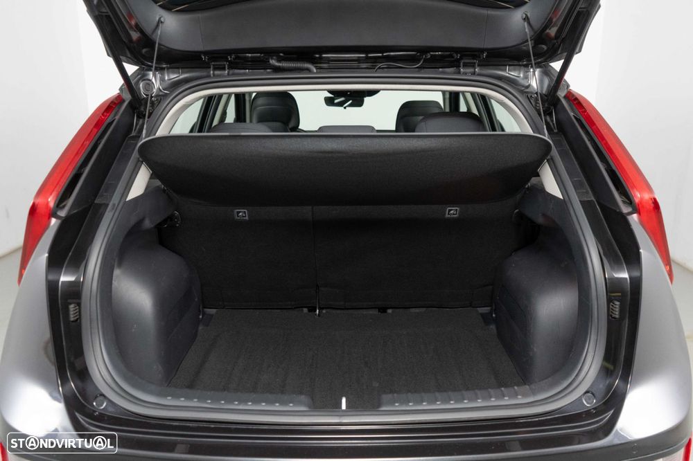 Kia Niro EV 64kWh Drive - 13