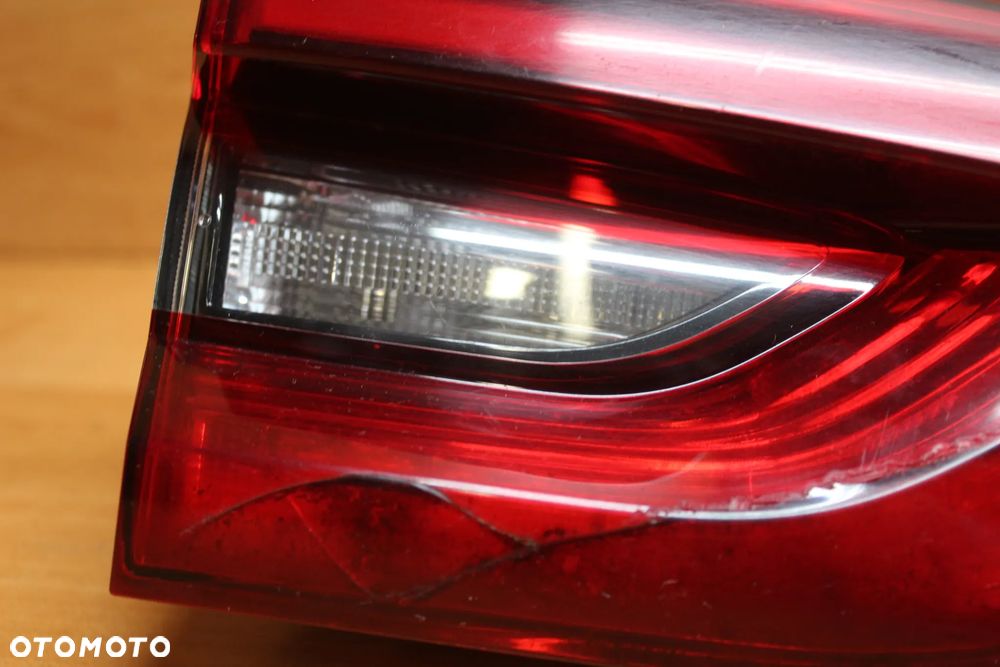 LAMPA PRAWY TYŁ TYLNA PRAWA W KLAPE LED OPEL INSIGNIA B KOMBI 39107538 - 5