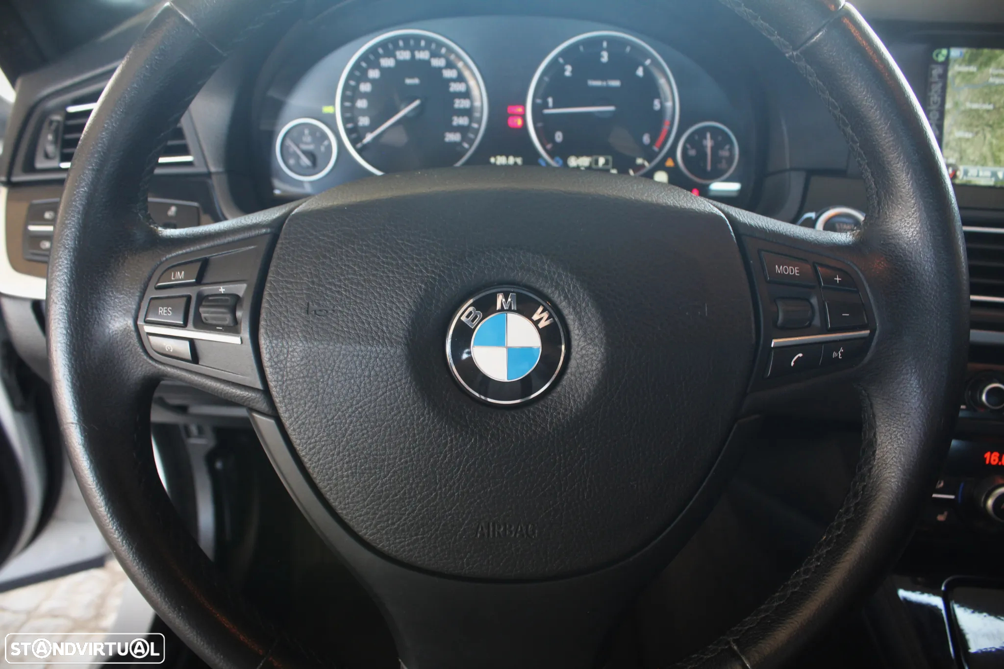 BMW 520 d Line Luxury - 41