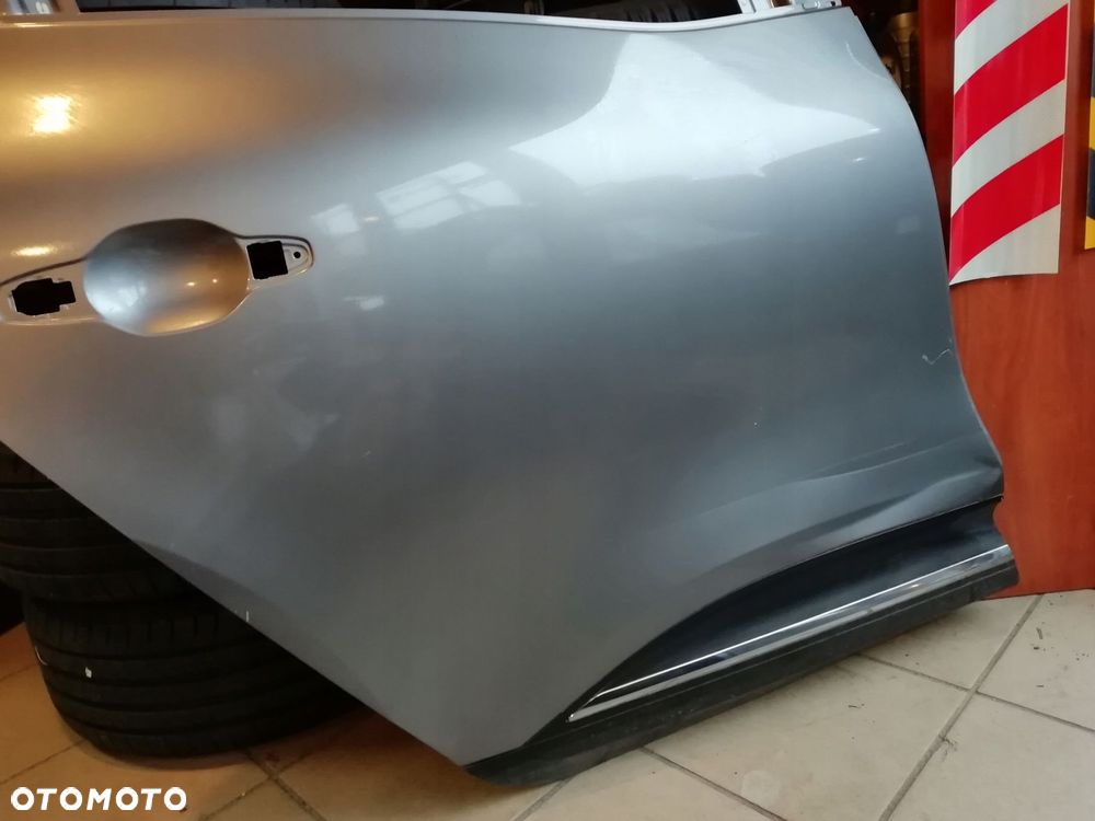 Drzwi tył tylne prawe Renault Scenic IV - 2