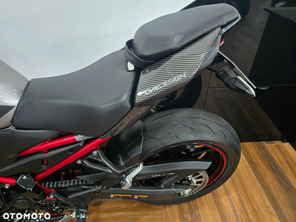 Kawasaki Z - 11