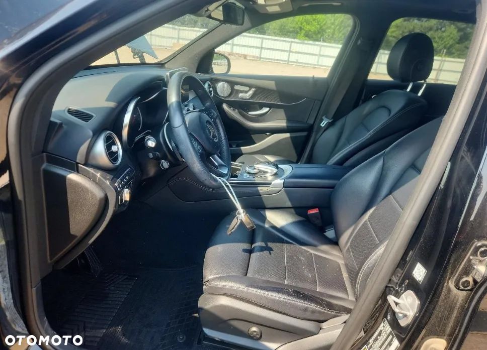 Mercedes-Benz GLC 300 4-Matic - 7