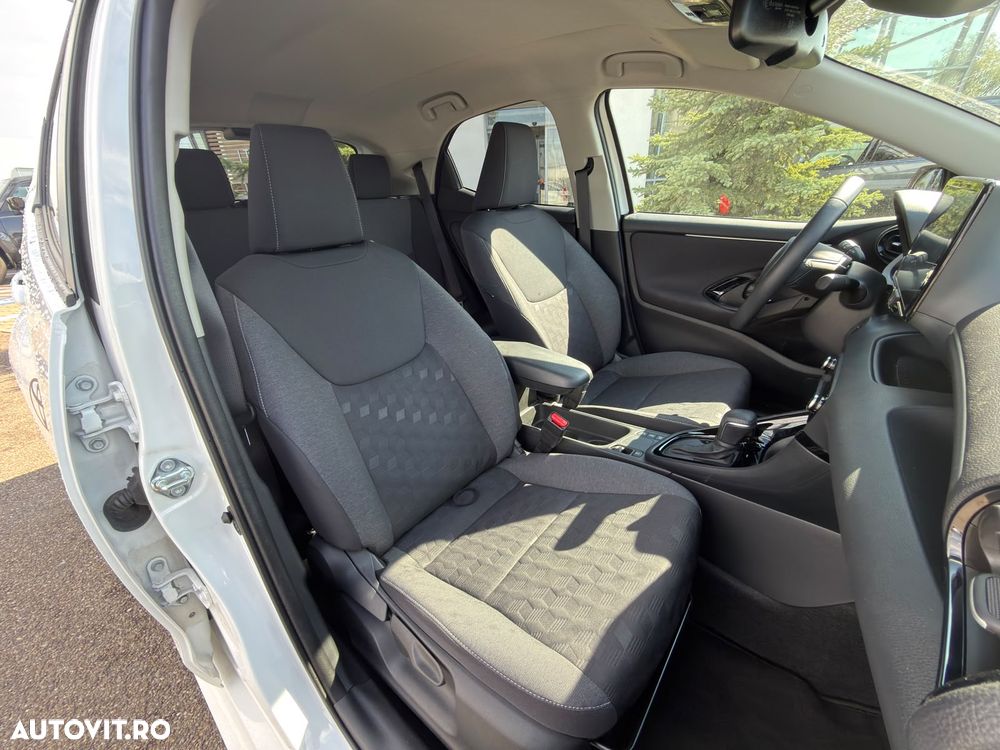 Toyota Yaris 1.5 VVT-i HSD Dynamic - 15