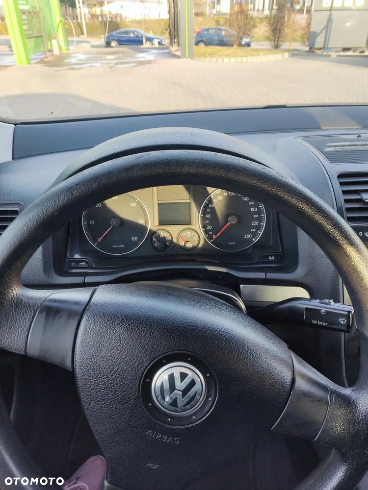 Volkswagen Jetta 1.9 TDI Comfortline DSG - 17