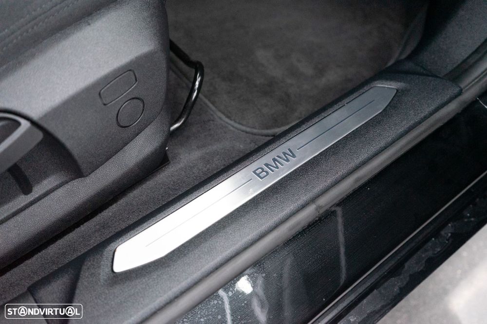 BMW 116 d Aut. Sport Line - 43