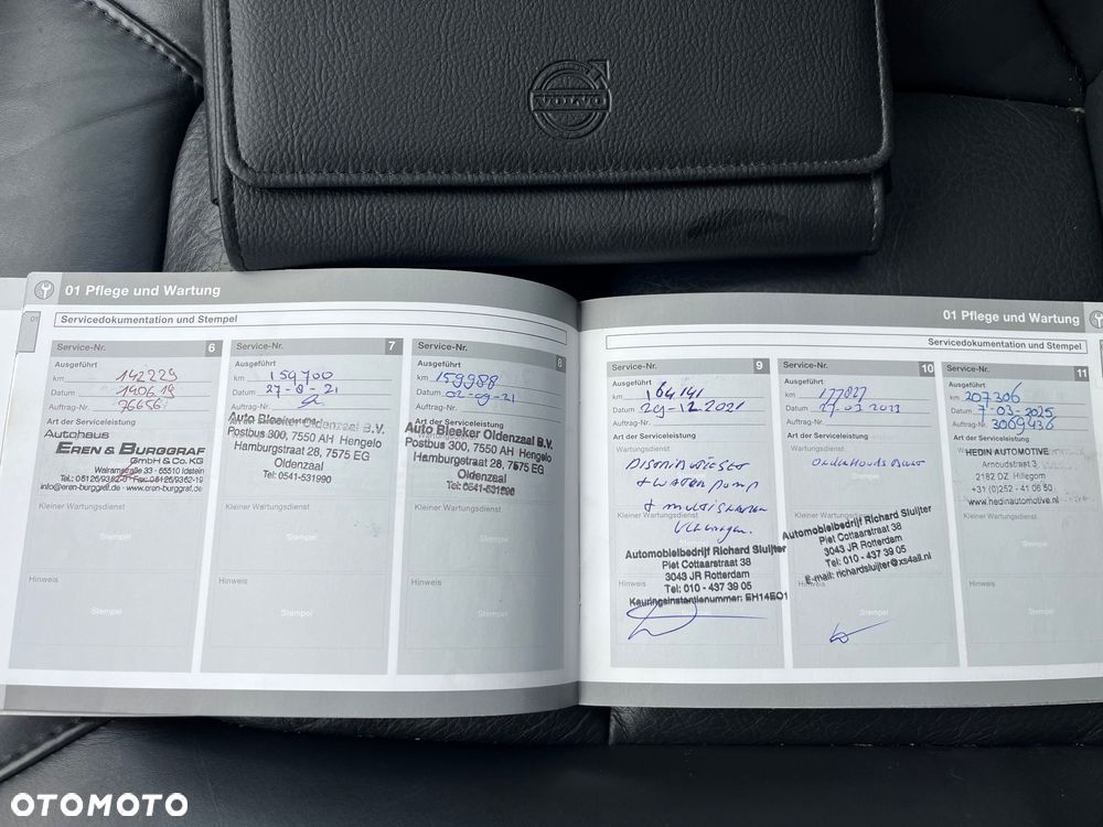 Volvo XC 70 D5 AWD Momentum - 14