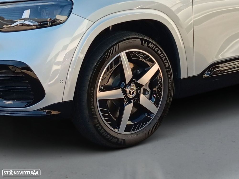 Mercedes-Benz GLB 250+ EQ - 10