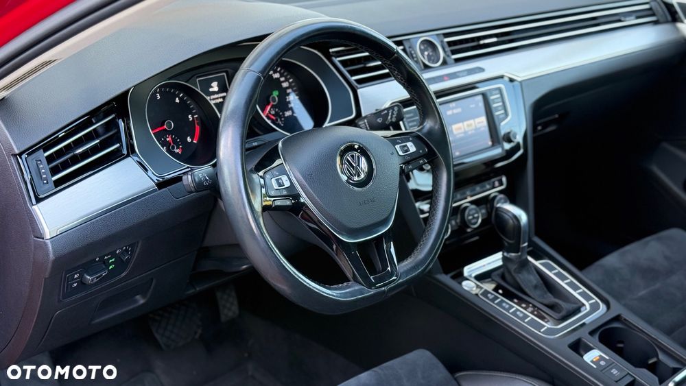 Volkswagen Passat 2.0 TDI SCR DSG 4Motion Business - 15