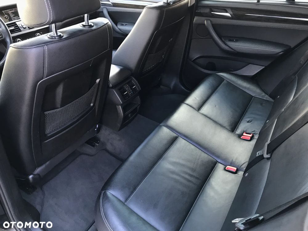 BMW X3 xDrive28i - 18