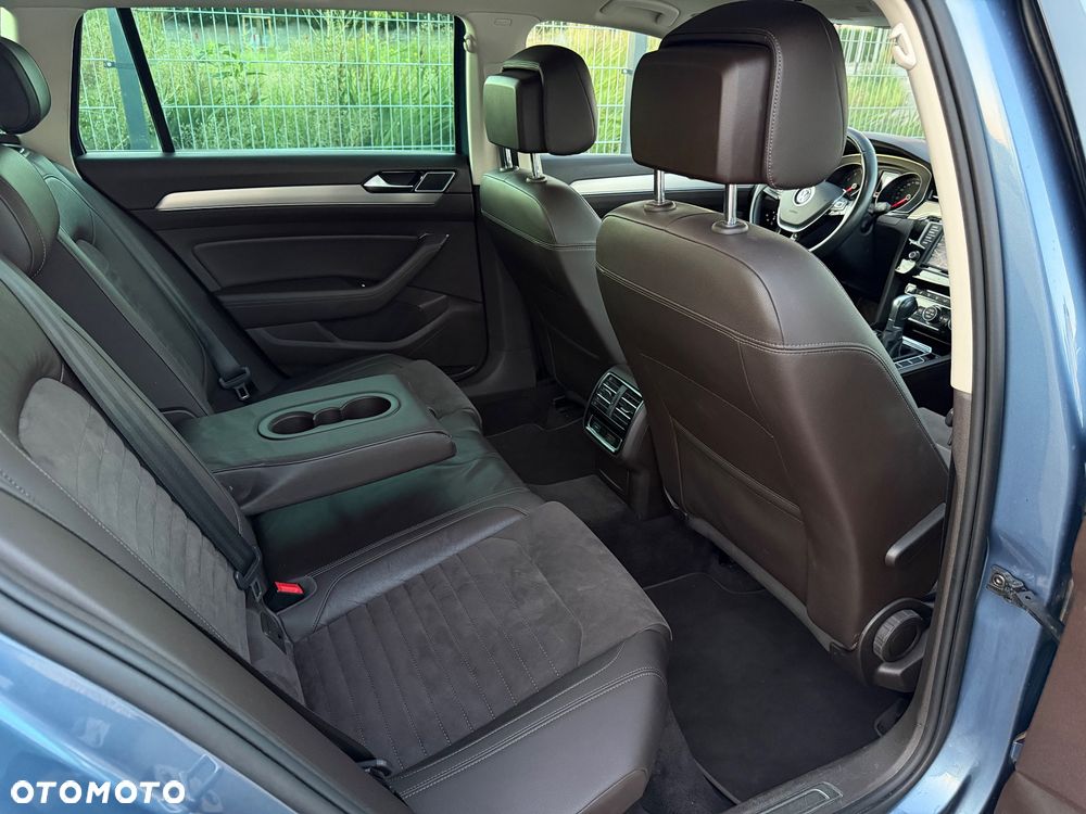 Volkswagen Passat 2.0 TSI BMT Highline DSG - 29