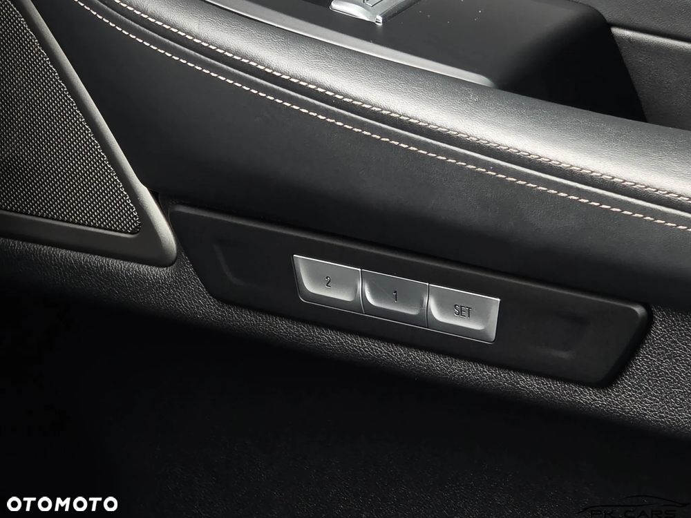 BMW Seria 7 730d xDrive - 31